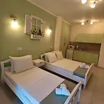 Orea Boutique *